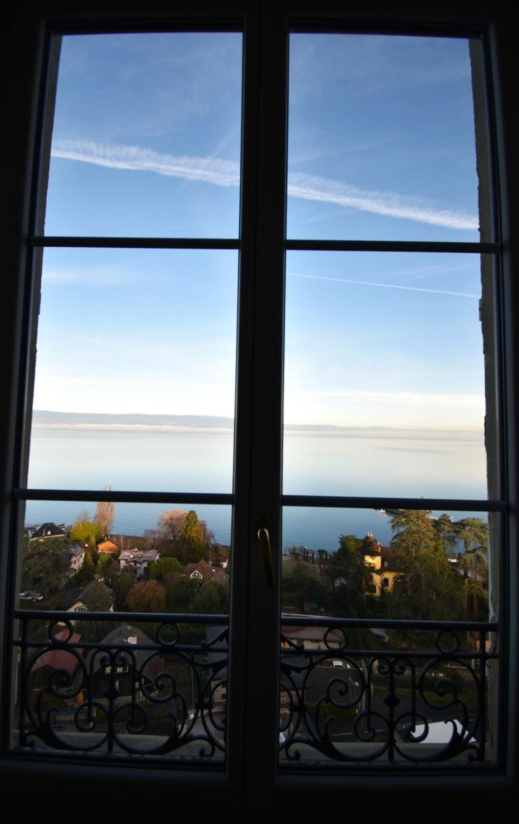 Appartement Avec Vue 180 Sur Le Lac Leman Thonon-les-Bains Exterior photo