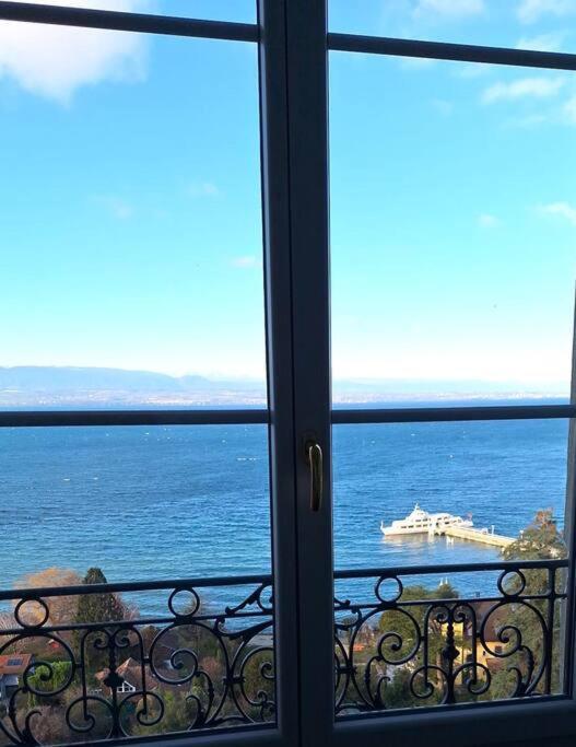 Appartement Avec Vue 180 Sur Le Lac Leman Thonon-les-Bains Exterior photo